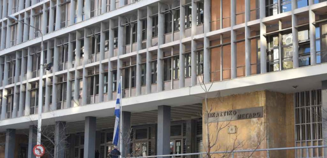 Θεσσαλονίκη: Ποινή φυλάκισης για επεισοδιακό τσιγγάνικο γλέντι με τραυματίες αστυνομικούς και σπασμένα περιπολικά