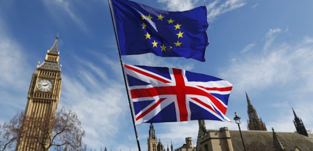 Βρετανία: Ο Σούνακ θέλει συμφωνία με την ΕΕ για τα διαβατήρια μετά το χάος με το Brexit