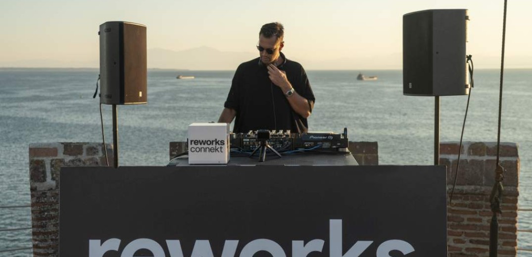 Έλληνας DJ κάνει διάσημη την Ελλάδα σε όλο τον κόσμο (Βίντεο - Φωτ.)