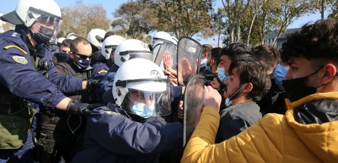 Θεσσαλονίκη: Στον εισαγγελέα οδηγούνται οι 31 συλληφθέντες φοιτητές του ΑΠΘ
