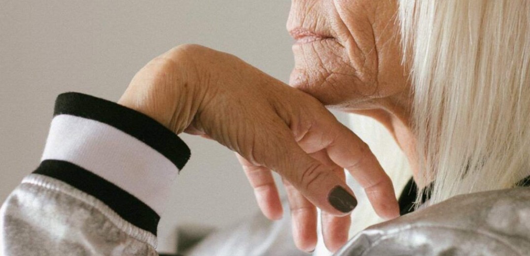 Θεσσαλονίκη: Ενημέρωση φροντιστών ατόμων με άνοια ή Alzheimer καθημερινά από το ΨΝΘ