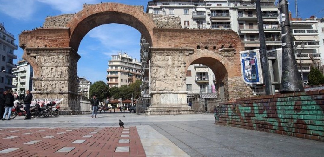 Συναγερμός για ύποπτη βαλίτσα στο κέντρο της Θεσσαλονίκης