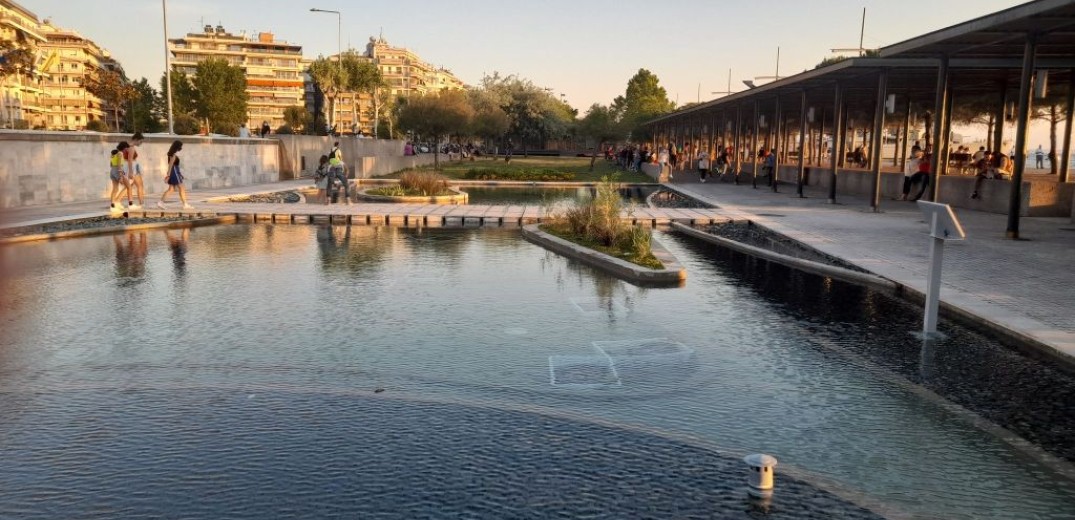 Παραδόθηκε ανακαινισμένος μετά από έξι μήνες ο Κήπος του Νερού στη Θεσσαλονίκη (φωτ.)