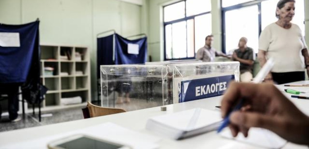 Στο 5,9% η διαφορά ΝΔ-ΣΥΡΙΖΑ - Απογοητευμένοι οι πολίτες με το «Καλάθι του νοικοκυριού» - Τι θα καθορίσει την ψήφο τους (βίντεο)