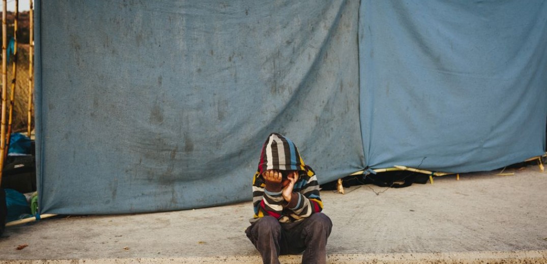Παρατημένα στους δρόμους πάνω από τα μισά ασυνόδευτα παιδιά στην Ελλάδα