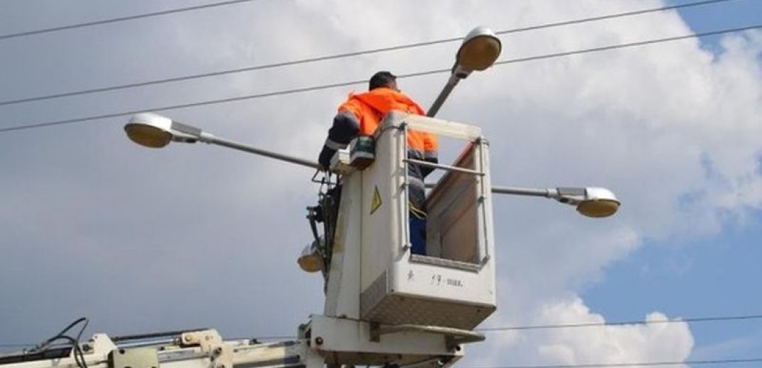 Εργασίες συντήρησης ηλεκτροφωτισμού στην Ε.Ο. Θεσσαλονίκης - Μουδανιών - Κλείνει μια λωρίδα