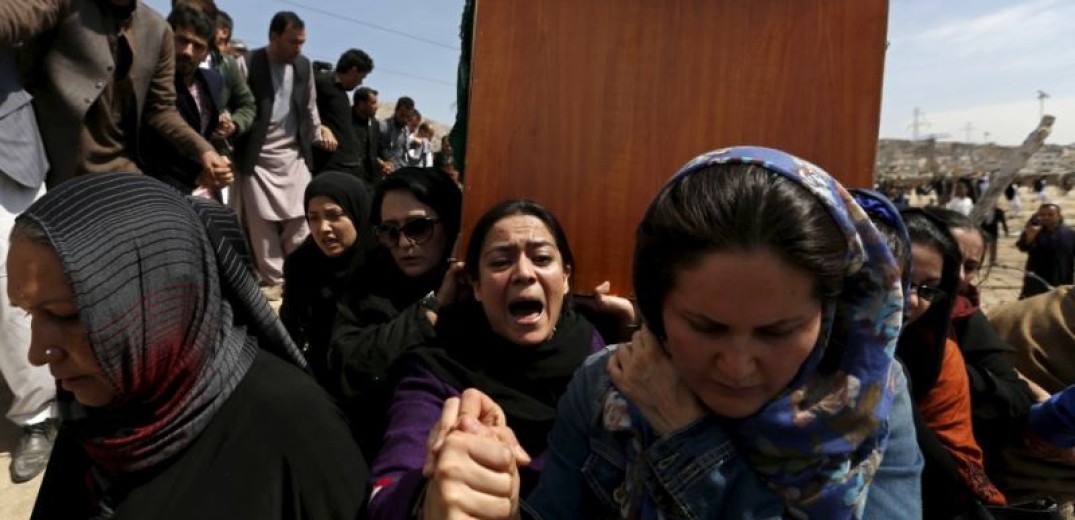 Αφγανιστάν: Η κραυγή των γυναικών - «Θα πεθάνουμε αργά, μέσα στην Ιστορία» (Βίντεο)